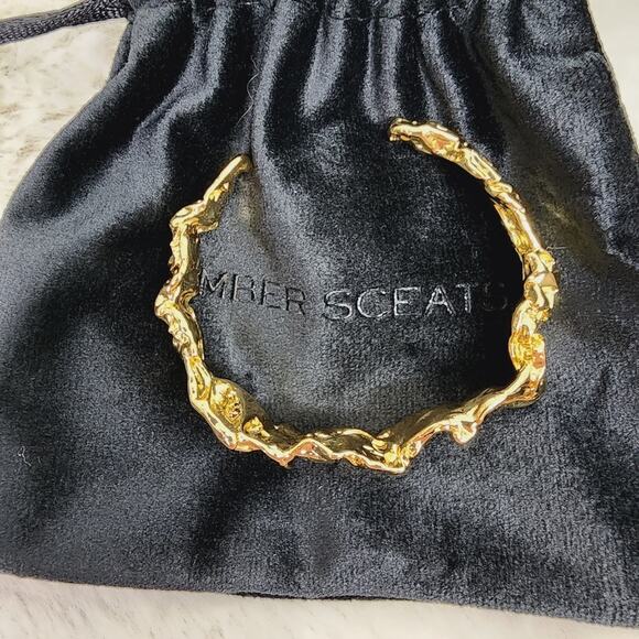 NEW Amber Sceats Emery Chunky Textured Gold Cuff Bracelet - Picture 1 of 10